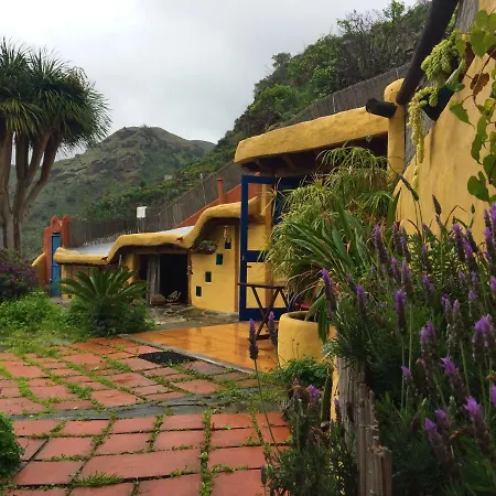 Vivelorural Casa La Cuevita, * Santa Brigida (Gran Canaria)